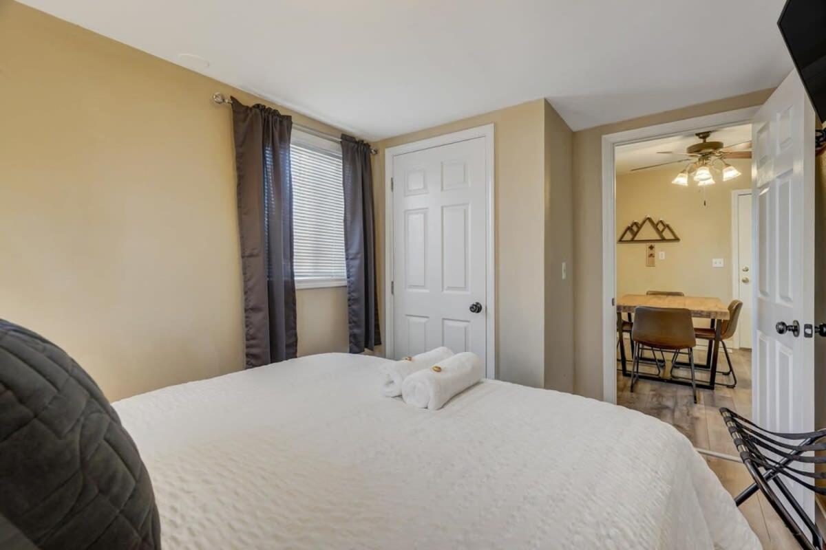 הוילה קולורדו ספרינגס * Colorado Draft House * Smart Tvs * Self Entry * מראה חיצוני תמונה