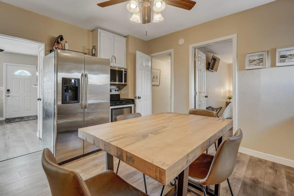 הוילה קולורדו ספרינגס * Colorado Draft House * Smart Tvs * Self Entry * מראה חיצוני תמונה