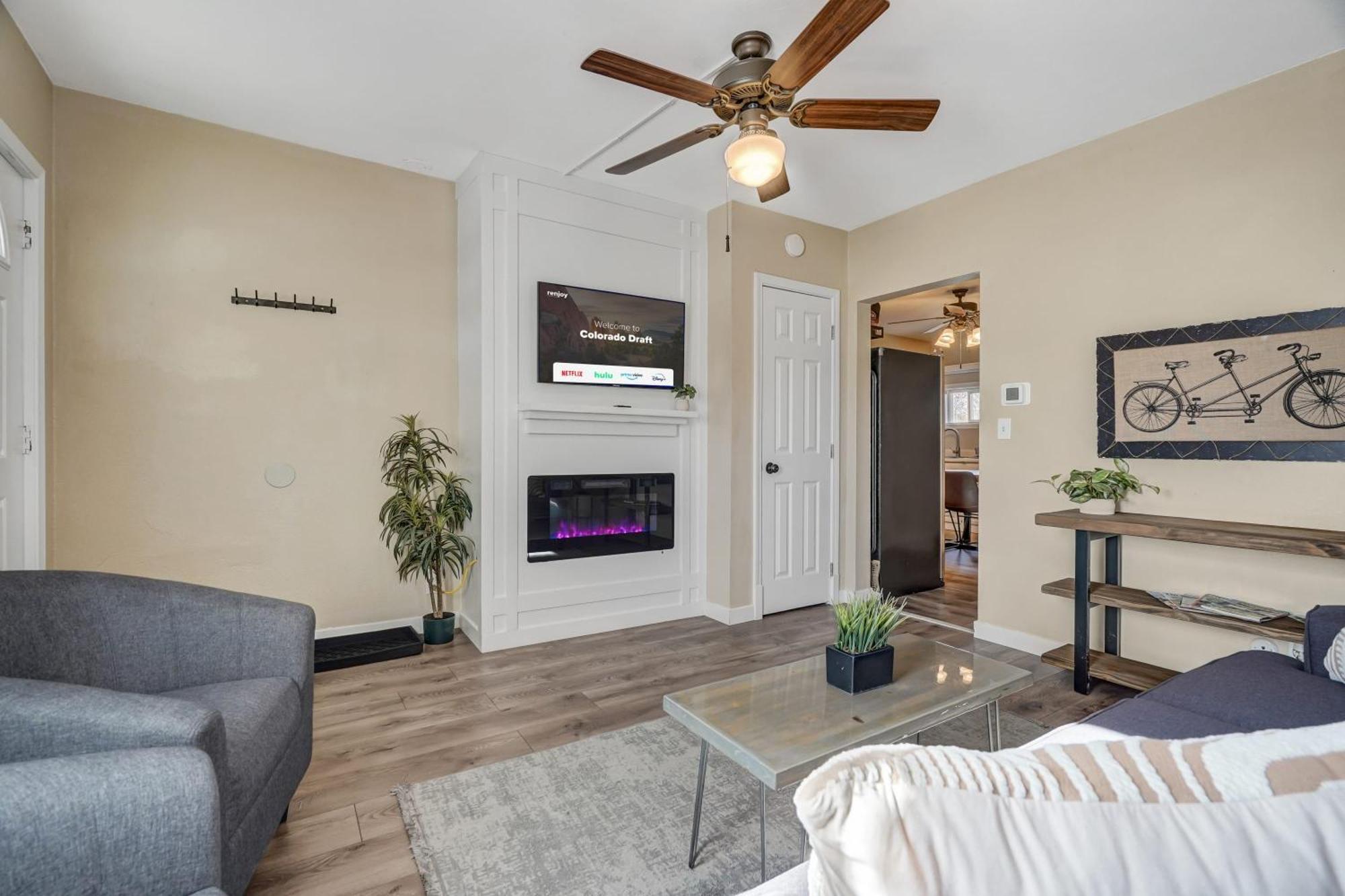 הוילה קולורדו ספרינגס * Colorado Draft House * Smart Tvs * Self Entry * מראה חיצוני תמונה